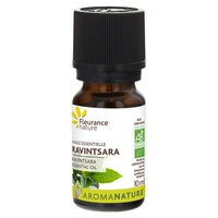 Organic ravintsara essential oil